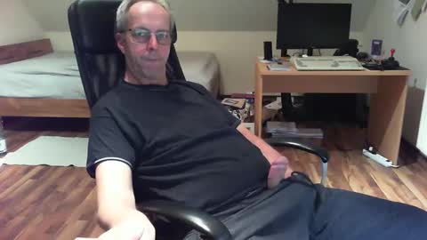 Dave online show from 12/03/24, 04:28