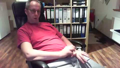 Dave online show from 11/07/25, 03:45