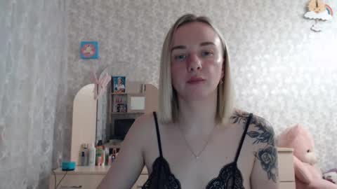 leggywily25 online show from 02/25/25, 02:11