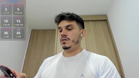 Alejandro online show from 10/24/25, 11:01