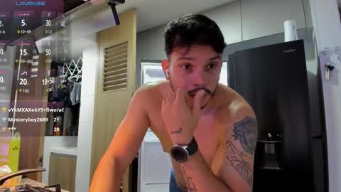 Alejandro online show from 10/29/25, 04:09