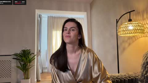 Elle  online show from 03/05/26, 07:37