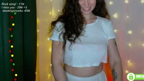 hey Im Leia and I love rock  online show from 04/24/26, 07:38