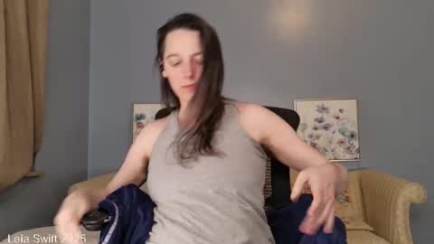 Snapshot of leiaswift chatting on 02/06/26, 12:52 Leia Swift online show from 02/06/26, 12:52