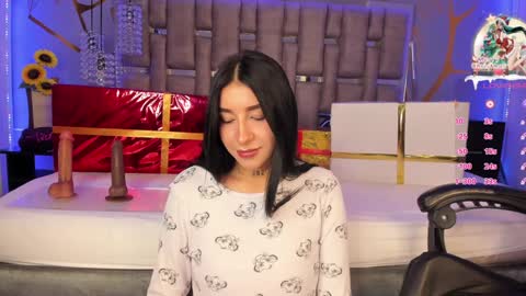 Leia online show from 12/23/24, 05:06