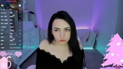 Leighla online show from 11/25/25, 01:11