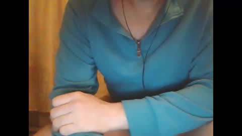 Snapshot of leila472952 chatting on 01/22/25, 09:43 Sergey online show from 01/22/25, 09:43