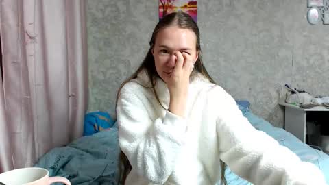 leila_bambi_ online show from 09/16/25, 09:54