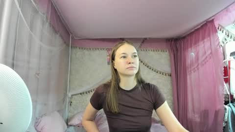 leila_bambi_ online show from 04/01/26, 05:54