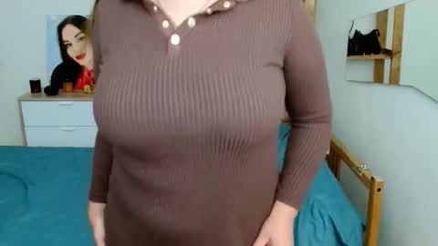 Leila online show from 02/11/26, 05:23