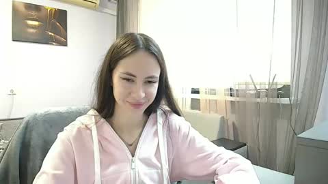 Leila online show from 10/07/25, 09:28