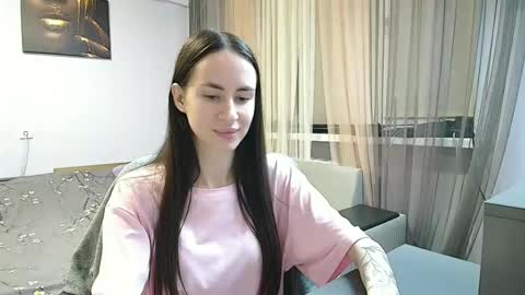 Leila online show from 10/14/25, 06:09