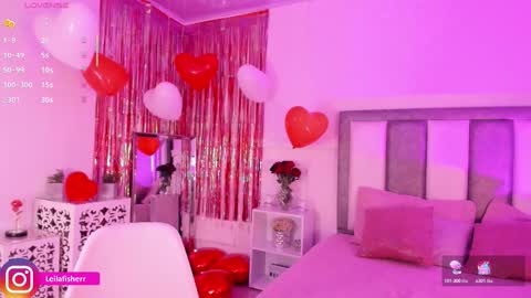 Snapshot of leilafisher chatting on 02/15/26, 10:06 Leila online show from 02/15/26, 10:06