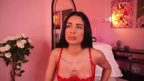 Snapshot of leilakali chatting on 06/25/26, 09:25 Leila online show from 06/25/26, 09:25