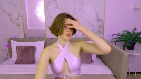 LeilaLawson online show from 12/16/24, 07:04