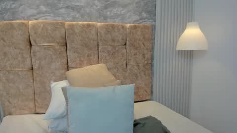 leilapons online show from 10/01/25, 06:03