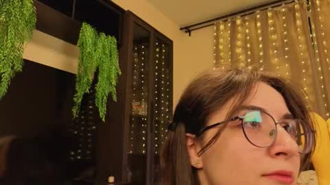 Luna online show from 10/01/25, 04:13