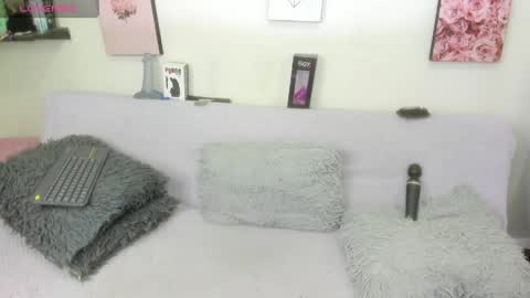 lele_699 online show from 06/05/26, 03:24
