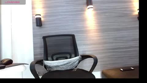 lelehott01 online show from 07/18/26, 03:22