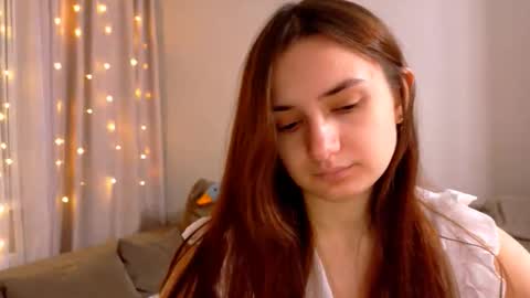 Lelia online show from 12/16/25, 01:27