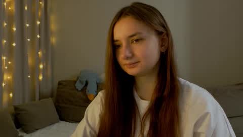 Lelia online show from 03/23/26, 08:02