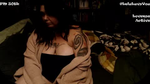 Snapshot of leluluvsyou chatting on 12/07/24, 07:49 Lelu Fallas online show from 12/07/24, 07:49