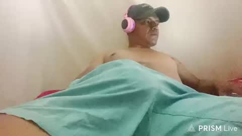 Snapshot of len0n_ chatting on 02/24/26, 05:49 Lenon online show from 02/24/26, 05:49