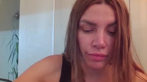 lena6122000 online show from 07/10/26, 05:04