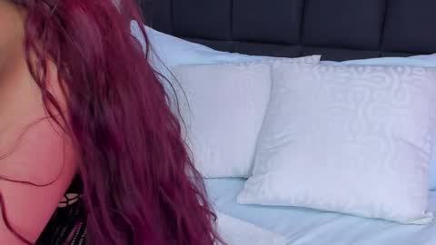 Snapshot of lena_clark chatting on 09/28/25, 07:58 L E N A online show from 09/28/25, 07:58