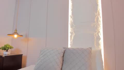 lena_jhons online show from 01/14/26, 12:22