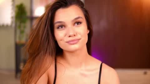 Lena Laurent online show from 04/25/26, 09:12