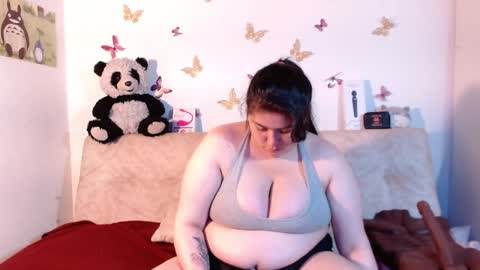 Snapshot of lena_turner_ chatting on 02/28/26, 05:36 Lena online show from 02/28/26, 05:36