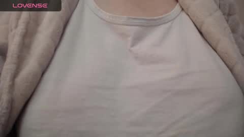 Snapshot of lenagolden chatting on 02/21/25, 06:18 lenagolden online show from 02/21/25, 06:18