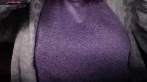 lenagolden online show from 04/19/26, 07:05