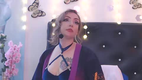 lenaleenyan online show from 02/06/25, 06:08