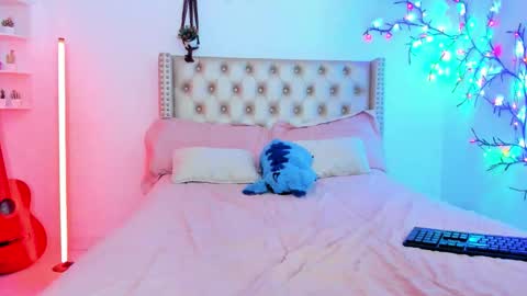 Lena  online show from 03/20/26, 08:35