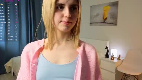 Earlene online show from 10/15/25, 06:52