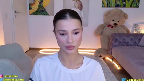Lenna Goddess online show from 02/12/25, 07:13