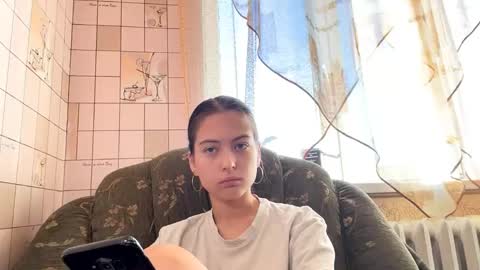 Hellomy name is Natalyits my first day here nice to meet you Give me 50 thumbs ups online show from 05/02/26, 03:11