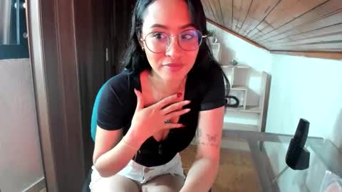 Snapshot of lennox_amy chatting on 05/29/26, 01:31 lennox_amy online show from 05/29/26, 01:31