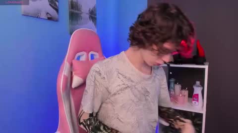 Leo online show from 10/13/25, 01:11