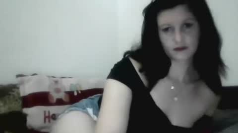 Leo and Claire online show from 04/22/26, 07:59
