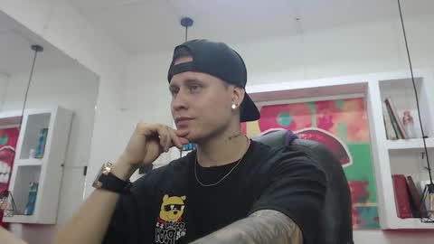 Yesid online show from 02/09/25, 01:35