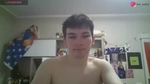 Snapshot of leo_cutie chatting on 06/16/26, 11:24 leo_cutie online show from 06/16/26, 11:24