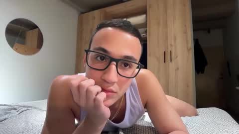 leo online show from 11/21/25, 05:50