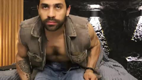 Leo  Diaz online show from 03/30/26, 12:00