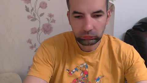 Snapshot of leo_gianni chatting on 05/18/26, 05:35 Leo Gianni online show from 05/18/26, 05:35