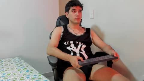 Leo Jones online show from 12/07/24, 02:53