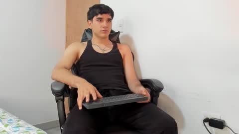 Leo Jones online show from 02/05/25, 06:26