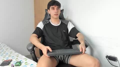 Leo Jones online show from 10/01/25, 06:25